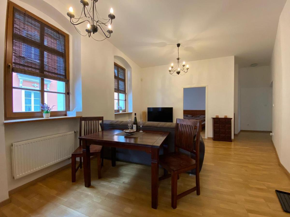 Apartman Hubertus Lägenhet Loket Exteriör bild