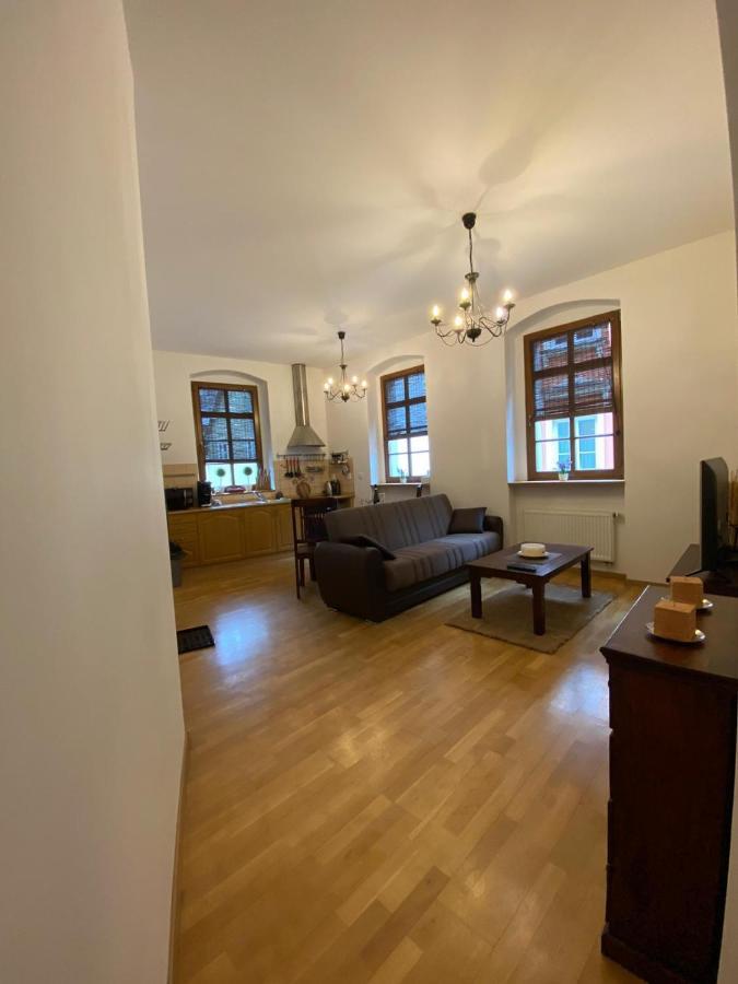 Apartman Hubertus Lägenhet Loket Exteriör bild